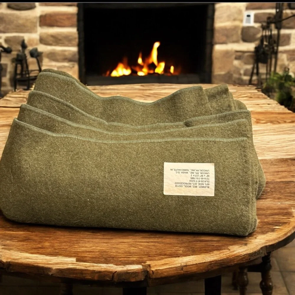 Unicor green Wool Bed military Blanket 66x90